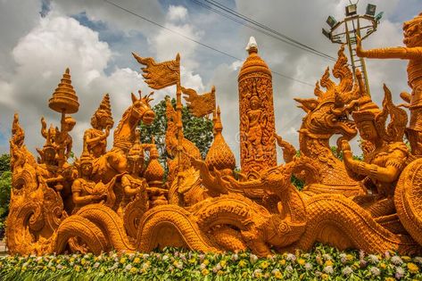 Wallpaper Violin, Ubon Ratchathani, Buddhist Meditation, Wax Carving, Thai Style, Photography Wallpaper, Candle Wax, Violin, Monument