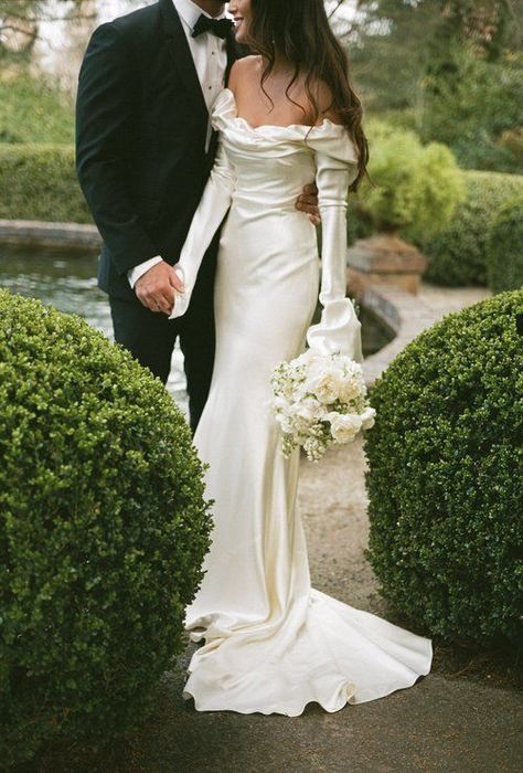 How to Pick the Perfect Wedding Dress — Park Winters Chic Classic Wedding Dress, Sleek Classy Wedding Dress, Sept Wedding Dress, Bridal Dresses Satin, Leanne Marshall Wedding Dress, Dramatic Wedding Gown, Luv Bridal Wedding Dresses, Envy Wedding Dress, July Wedding Dresses Brides