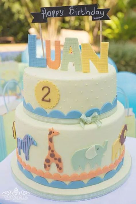 Wild animal parade cake for 2nd birthday https://www.facebook.com/pages/Baked-with-Love/115563808503000 Animal Parade Cake, Cake For 2nd Birthday, Festa Safari Baby, Showers Ideas, Animals Party, Ideas Cumpleaños, Zoo Birthday, Animal Parade, Baby Boy Birthday