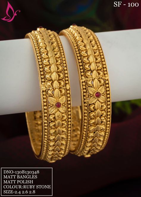 Bangels Girl Hand In Gold, Kada Bangles Gold Design, Gold Kada Design For Women, Aesthetic Bangles, Gold Kangan, Man Gold Bracelet Design, Necklace Women Gold, Women Gold Chain, Silver Bracelet Designs