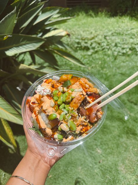 Hawaii Poke Bowl Aesthetic, Rarotonga Aesthetic, Poke Bowl Hawaii, Poke Bowl Aesthetic, Hawaii Poke, Ahi Poke Bowl, Hawaiian Poke Bowl, Hawaiian Poke, Maui Food