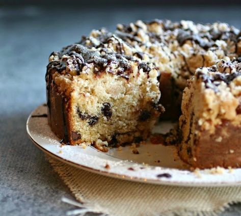 Moist Chocolate Chip Cake, Chocolate Chip Crumb Cake, Crumb Cakes, Crumb Coffee Cakes, Chocolate Crumbs, Crumb Cake Recipe, Crumble Cake, Chocolate Chip Cake, Coffee Cake Recipes