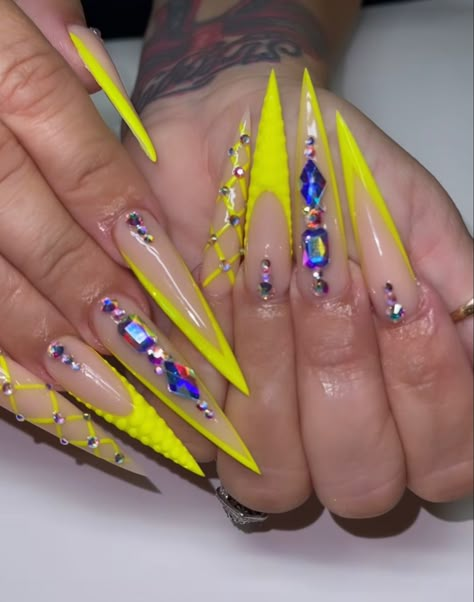 Neon Yellow Stiletto Nails, Neon Stiletto Nails Summer, Yellow Stilleto Nail, Neon Nails Stiletto, Yellow Rhinestone Nails, Yellow Stiletto Nails Design, Neon Stiletto Nails Designs, Blue And Yellow Nails Acrylic, Neon Yellow Nails Designs Summer