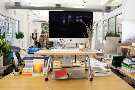 How To Feng Shui Your Desk: 7 Changes That Really Work Feng Shui Desk Placement, Desk Feng Shui, Desk Revamp, Feng Shui Your Desk, Feng Shui Bedroom, Therapy Counseling, Small Desk, Small Mirrors, Live Your Best Life