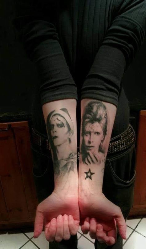 David Bowie Tattoo Ideas, Bowie Tattoo Ideas, David Bowie Tattoo, I Like It Picasso, Bowie Art, Tattoo Practice, 18th Bday, Art Body, My Tattoos