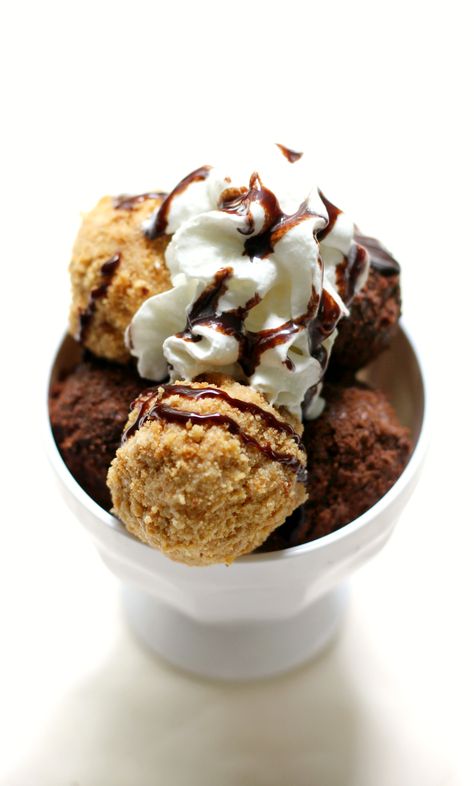 Vegan "Fried" Ice Cream Bombs Summer Treats For Kids, Fun Easy Desserts, Ice Cream Balls, Gluten Free Ice Cream, Vegan Fries, Treats For Kids, Fun Dessert, Fried Ice Cream, Gluten Free Desserts Recipes