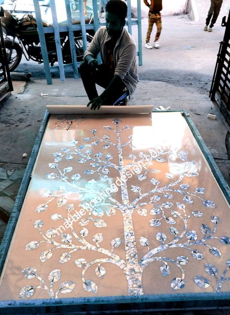 Mother of pearl sea shell 🐚🦪 inlay floor design Marble Inlay Floor, Pooja Unit, Inlay Flooring, Mother Of Pearl Inlay, Pearl Inlay, Marble Inlay, Mother Pearl, Floor Design, Sea Shell