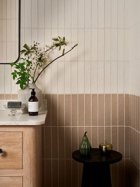 The 2025 Tile Trend Forecast | Ca' Pietra Brooklyn Bathroom, Plaster Tiles, Earthy Homes, Brown Bedroom Ideas, Dream Bathroom Ideas, Kitchen Flooring Options, Natural Stone Tile Floor, Mexican Modernism, Brown Bathroom Ideas