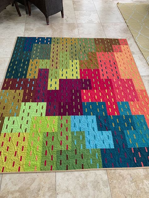 Colorful Quilts Modern, Solid Color Quilt Patterns, Modern Quilt Designs Inspiration, Modern Quilts Contemporary, Geometric Quilt Patterns, Contemporary Quilt Patterns, Cherrywood Fabrics Quilts, Improv Log Cabin Quilt, Improv Tree Quilt