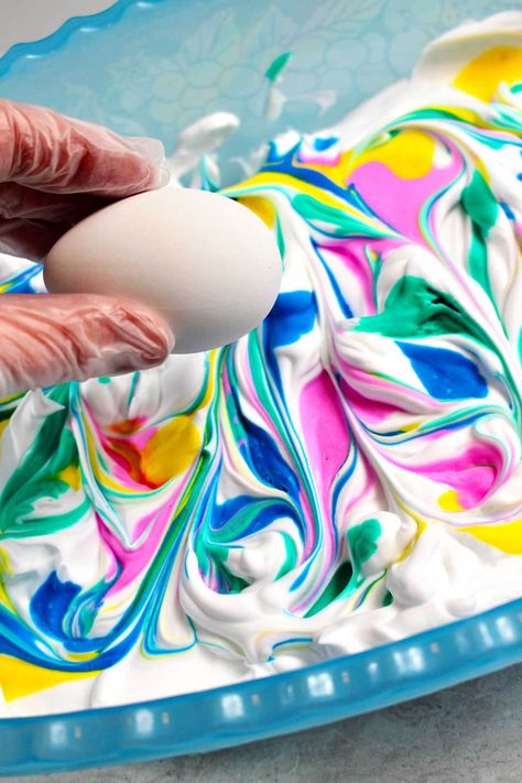 Shaving Cream Easter Eggs, Diy Shaving Cream, Easter Craft For Kids, Fun Easter Crafts, Egg Dye, Easter Egg Dye, Front Porch Christmas Decor Ideas, Porch Christmas Decor Ideas, How To Tie Dye