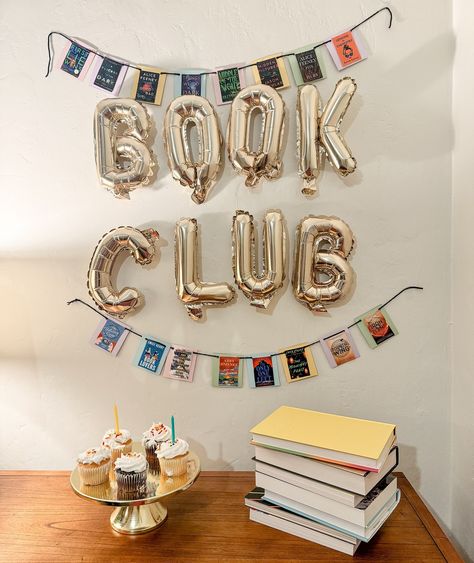 2 years of book club! 📖 🎉✨ ⠀⠀⠀⠀⠀⠀⠀⠀⠀ Highly recommend starting a book club with your friends! Zoom in to see what we’ve read in the last 2 years. Book Club Dinner Party, Hosting Book Club Ideas, Book Club Decor, Bookclub Hosting Ideas, Book Club Hosting, Book Club Aesthetic, Book Club Ideas Hosting, Book Club Ideas, Book Club Activities