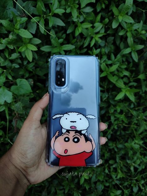 Diy shin chan phone case Handmade Phone Case Paper, Shin Chan Phone Case, Diy Phone Case Design Paint, Shinchan Phone Case, Mobile Case Painting, Phone Covers Diy Handmade, Handmade Phone Case Painted, Phn Cover, Handicrafts Ideas