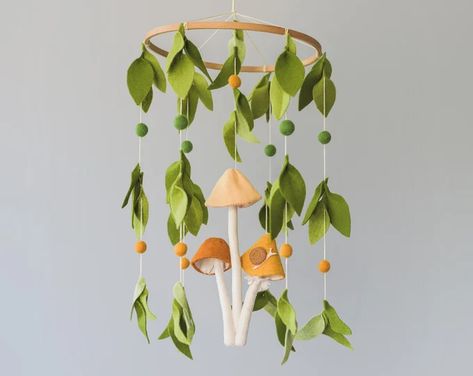 Toadstool mobile - Etsy Woodland Animals Mobile, Mushroom Mobile, Crib Mobile Boy, Modern Childrens Room, Woodland Baby Mobile, Stars Baby Mobile, Felt Decor, Forest Mushrooms, Woodland Mobile