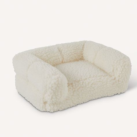 seriosuly! Sherpa Couch, White Dog Bed, Nate Jeremiah, Nate And Jeremiah, Dog Bed Modern, Small Pet Bed, Pet Couches, Nate Berkus, Stylish Sofa