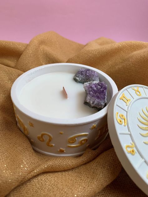 Candles Vanilla, Change Your Energy, Brain And Nervous System, Amethyst Candle, Stone Candles, Handmade Wedding Favours, Candles Scented, Decor Candles, Handmade Candle