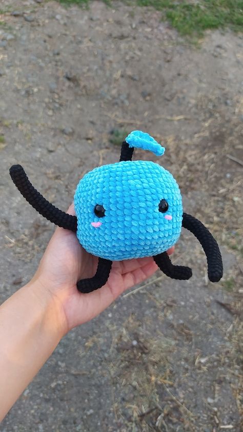 Junimo Crochet, Crafting Table, Crocheting Ideas, Stardew Valley, Craft Table, Crochet Stuff, Knitting Ideas, Crochet And Knitting, Crochet Ideas