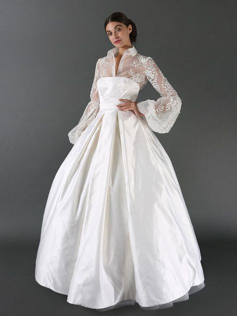 Pretty Gowns, Wedding Jackets, Dreamy Gowns, White Wedding Dress, Couture Bridal, Bridal Fashion Week, Mothers Dresses, Fall Wedding Dresses, Best Wedding Dresses