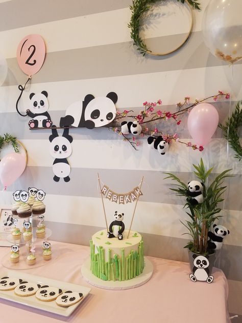 Panda Bday Party Ideas, Panda Theme Decoration, Diy Panda Decorations, Panda Gender Reveal Ideas, Panda Birthday Theme Decoration, Panda Decorations Party Birthday, Panda Baby Shower Ideas, Panda Party Ideas, Panda Themed Birthday Party