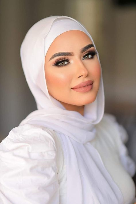 Beautiful Egyptian woman , make-up look , Beautiful woman , wedding dress, wedding makeup, hairstyle,  Beauty ، hair style , egipto Dress Muslimah Simple, Muslim Makeup, Wedding Dress Muslimah, Woman Wedding Dress, Woman Wedding Band, Makeup Hijab, Dress Muslimah, Hd Makeup, Egyptian Beauty