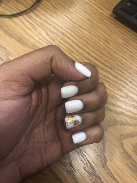 White Manicure With Design, Milky White Gel Nails With Design, Milky Nails With Gold Foil, Short White Nails With Gold Flakes, White Nails Gold Flakes, White Nails With Gold Foil, White Nails With Gold Flakes, White Nails Acrylic Design, Gold Foil Nails White