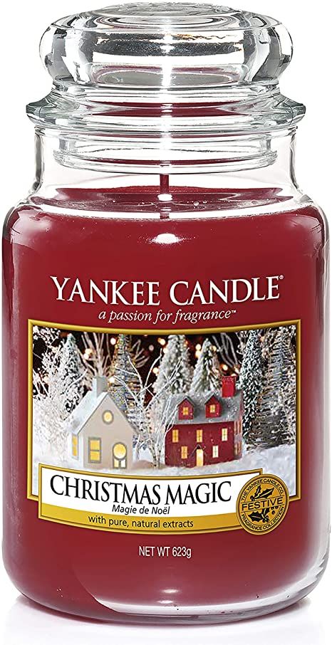 Yankee Candle Christmas, Yankee Candle Scents, Christmas Smell, Christmas Scented Candles, 17 December, Burning Candles, Candle Store, Glass Jars With Lids, Christmas Scents