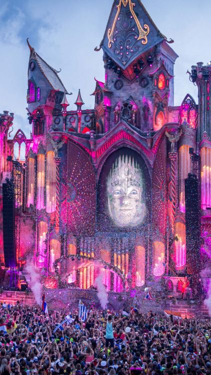 Tomorrowland Music Festival, Music Festival Photography, Tomorrowland Festival, Music Festival Party, Tomorrow Land, Rave Concert, Concert Stage Design, Electronic Music Festival, Festival Photography