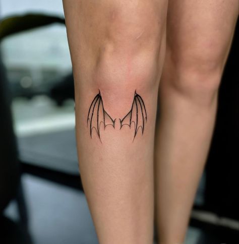 Cute Bat Tattoo Design, Bat Wings Tattoo Acotar, Vampire Inspired Tattoos, Acotar Bat Wings Tattoo, Acotar Wings Tattoo, Wolf Types, Tattoo Manifestation, Bat Wing Tattoo, Matchy Tattoos