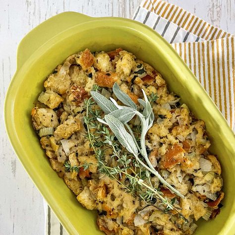 Quick Stuffing, Traditional Stuffing Recipe, Thanksgiving Dinner For Two, Classic Stuffing Recipe, Traditional Stuffing, Best Stuffing Recipe, Easy Thanksgiving Dinner, Easy Stuffing Recipe, Fresh Peach Recipes