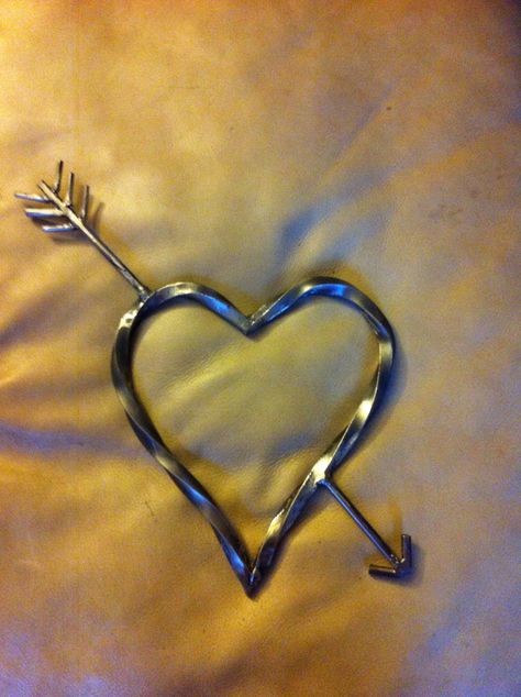 Anniversary gift for my wife. I might  have to make a few for Valentines Day. The heart is about 10 inches wide and weights over a pound. Instead of using it as a necklace, I'm thinking she can wear it like a ball and chain around her ankle, so she can't run off :) Metal Art For Girlfriend, Welded Mothers Day Gifts, Metal Projects For Girlfriend, Welding Projects Ideas For Girlfriend, Things To Weld For Your Girlfriend, Welding Project For Girlfriend, Cute Welding Projects For Girlfriend, Welded Gifts For Girlfriend, Welding Projects For Girlfriend