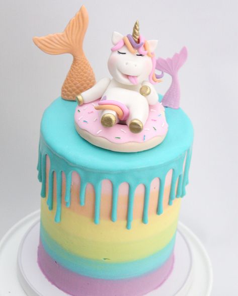 Even Unicorns need a day off! Unicorn Pool Party Cake, Mermaid Unicorn Birthday Cake, Unicorn Mermaid Birthday Cake, Unicorn Mermaid Cake, Unicorn Cake Ideas, Farm Pool, Kitkat Cake, Savory Cakes, Mermaid Birthday Cakes