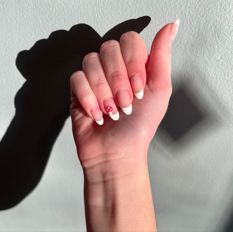 Mushroom French Tip Nails, French Tip Mushroom Nails, Nail Designs Mushroom, Almond Nails Mushroom, Nails With Mushrooms, Mushroom Nails Acrylic Simple, Nail Inspo Mushroom, Mushroom Acrylic Nails Coffin, Mushroom Nail Ideas