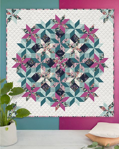 Evergrowing Mandala Quilt | Quilting Land | Bloglovin’ Mandala Quilt Pattern, Mandala Quilt, Bright Quilts, Basic Quilt, English Paper Piecing Quilts, Cute Quilts, Jellyroll Quilts, Colorful Quilts, Triangle Quilt