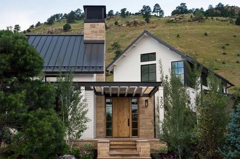 Surround Architecture, Large Fire Pit, In Ground Spa, Hill Interiors, Beautiful Outdoor Spaces, Colorado Homes, Contemporary Farmhouse, Exterior Stone, Traditional Architecture