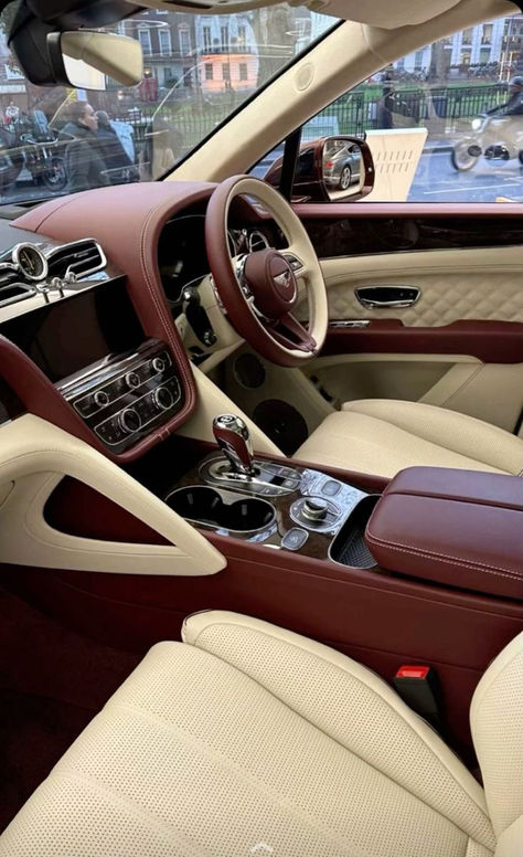 Cream Interior Car, Bentley Car Interior, Cream Car Interior, Luxury Cars Interior, Leather Car Interior, Luxury Car Interior, Bentley Car, Car Goals, Luxury Lifestyle Dreams