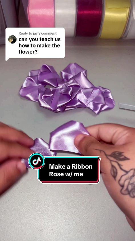 How To Make Ribbon Roses, Ribbon Roses Tutorial, Ribbon Roses Bouquet, Forever Bouquet, Satin Flowers Diy, Roses Ribbon, Ribbon Rose Bouquets, Silk Rose Bouquet, Rose Tutorial