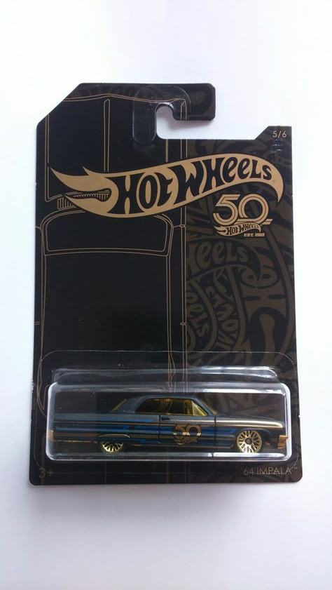 Hotwheels Collections, Hot Wheels Wall, Kombi Pick Up, Hot Wheels Room, Motorcycle Helmet Design, 64 Impala, Hot Wheels Display, Hot Wheels Garage, Hot Weels