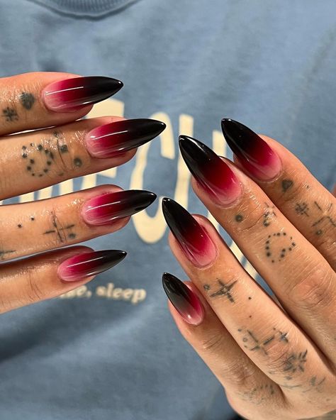 Black Ombre Nails, Red Ombre Nails, Sharp Claws, Cartoon Nails, Dark Red Nails, Ombre Manicure, Sharp Nails, Nails Yellow, Airbrush Nails