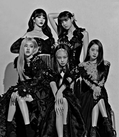 #fanmade #blackpink #blackpink5thmember#blackpinkpinkvenom #pinkvenom Blackpink 5th Member, Blackpink 5th Member Outfits, Rosé Aesthetic, Korean Wedding, Kpop Couples, Blackpink Members, Black Pins, Black And White Posters, Rosé Blackpink