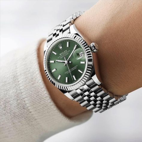 Rolex Datejust Women 31mm, Rolex Wrist Watch, Ladies Bracelet Watch, Rolex Watches Women, Rolex Women, Rolex Date, Fossil Watch, Womens Watches Luxury, Watches Unique