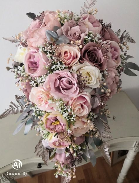 Brides Hand-wired Cascade Teardrop Bouquet Dusky Pink, Pale Pinks, Blush Pink and Ivory/rose Gold Foliage & Pearl Accents. - Etsy UK Teardrop Bouquet, Gold Foliage, Bridal Bouquet Flowers, Ivory Roses, Cascade Bouquet, Dusky Pink, Wedding Package, Pale Pink, Bridal Bouquet