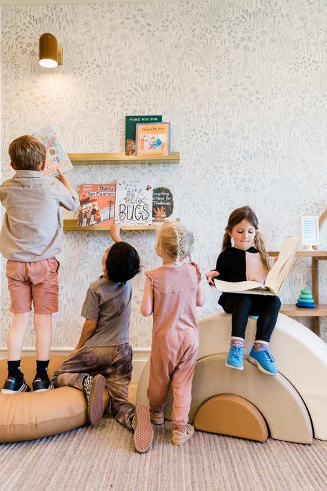 Pediatric Practice Design, Pediatric Therapy Clinic Design, Kids Therapy Room, Kids Waiting Room, Pediatrics Aesthetic, Pediatric Waiting Room Ideas, Pediatric Dentistry Office, Pediatric Office Decor, Pediatrics Office