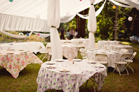 Mismatch Table Cloths Wedding, Mismatched Table Linens Wedding, Vintage Tablecloths Wedding, Mismatched Tablecloths Wedding, Mismatched Tablecloths, Porch Wedding, British Columbia Wedding, Rapunzel Wedding, Vintage Table Cloth