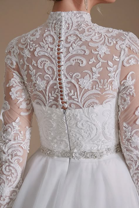 A-Line Lace Appliques Long Sleeve Tulle Chapel Train Wedding Dress – Simibridaldresses Mennonite Wedding, Boho Wedding Gifts, Tulle Train, Chapel Train Wedding Dress, Evening Dresses Wedding, Floor Length Wedding Dress, Prom Dresses With Pockets, Gown Ideas, Professional Dress