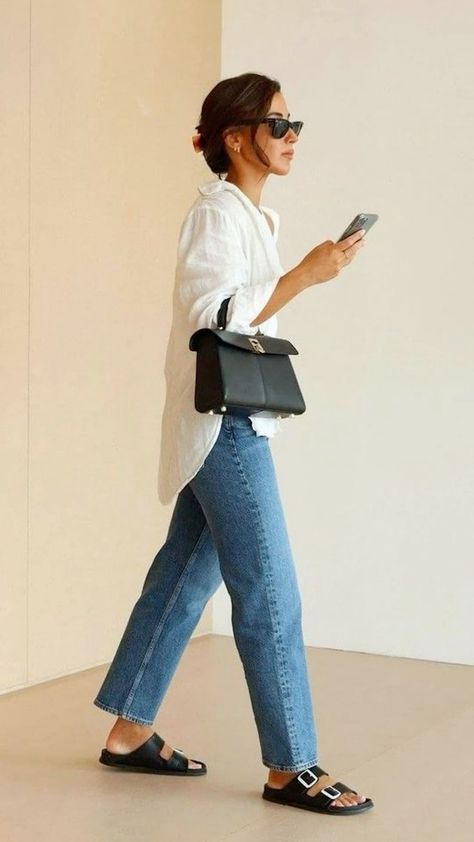 Loose Classy Outfit, Relaxed Polished Style, Casual 30s Outfit, Black Top Casual Outfit, May Fashion 2024, Hannah Louise Poston Outfits, Monochrome Summer Outfit Ideas, Elevated Summer Outfits, Blundstone Fashion