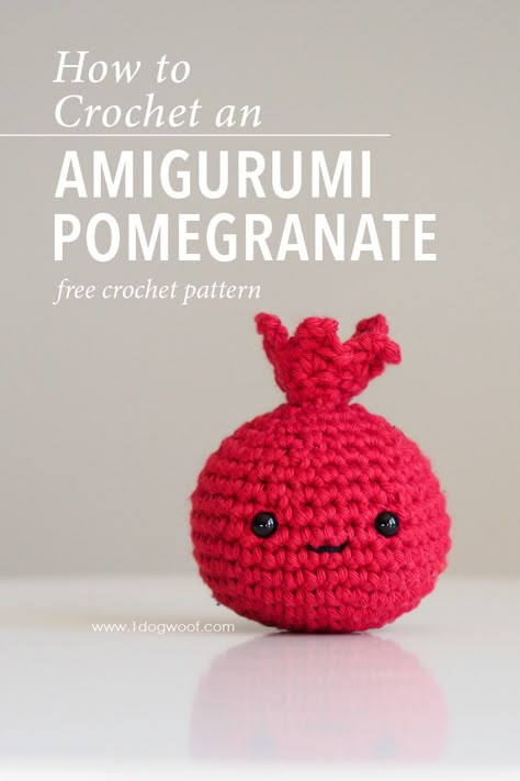 Crochet Pomegranate Free Pattern, Pomegranate Crochet Pattern, Red Crochet Pattern, Amigurumi Fruit Free Pattern, Crochet Berries Free Pattern, Red Crochet Patterns, Fruit Crochet Pattern Free, Pomegranate Crochet, Crochet Fruit Pattern Free