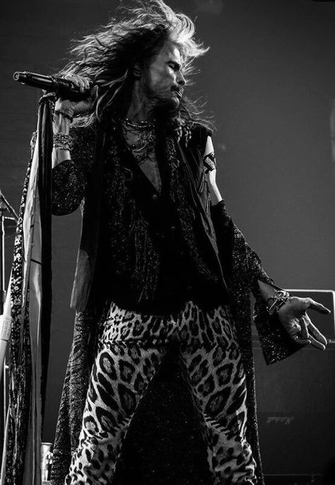 Aerosmith Concert, Tyler Aerosmith, Steven Tyler Aerosmith, Concert Attire, Boho Rock, Stevie Ray Vaughan, Lynyrd Skynyrd, Stevie Ray, Steven Tyler