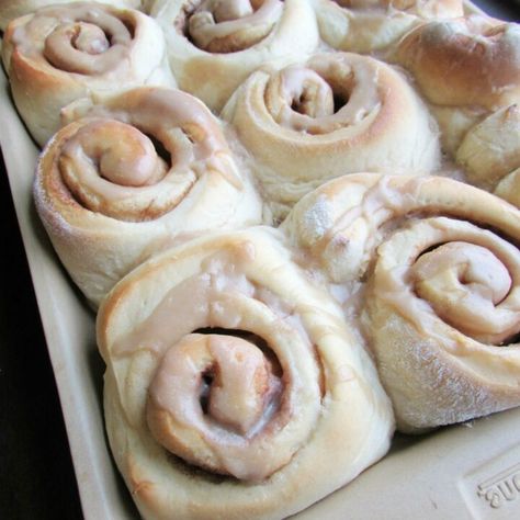 Potato Cinnamon Rolls Recipe, Coffee Buns, Potato Rolls Recipe, Cinnamon Bun Recipe, Rolls Homemade, With Mashed Potatoes, Sweet Rolls, Coffee Cakes, Cinnamon Rolls Homemade