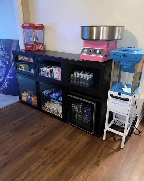 Home Theatre Snack Station, Diy Movie Theater Snack Bar, Home Theater Snack Bar Ideas, Home Movie Theater Snack Bar, Movie Room Snack Bar Ideas, Diy Movie Theater Room, Movie Theater Snack Bar, Theater Snack Bar, Home Theater Snack Bar