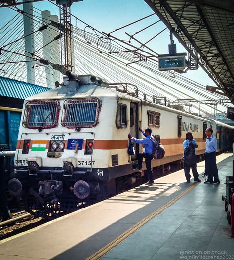 @ajni7n9locoshed Loco Pilot, Bus Photography, Indian Railway Train, Scorpio Car, India Railway, Train Wallpaper, Bnsf Railway, Indian Flag Wallpaper, New Images Hd