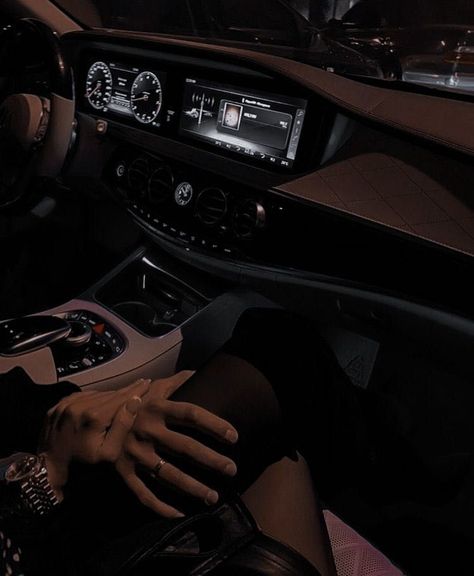 Luxury Couple, Couple Fits, Clubbing Aesthetic, Addicted Series, Dark Romance Books, Dark Feminine Aesthetic, The Perfect Guy, Night Driving, Feminine Aesthetic